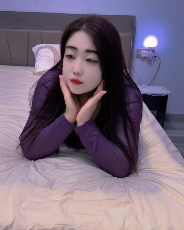 巨乳少妇曼曼老师