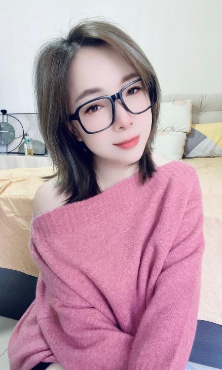 越秀少妇眼镜姐