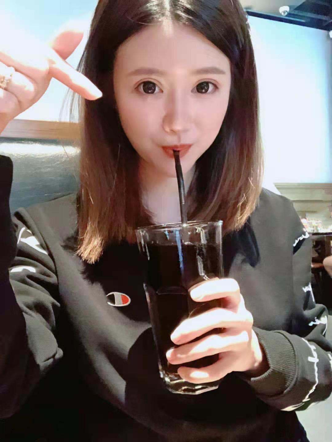 [哈尔滨]2021年7月3日挺好看挺有活力的小妹妹