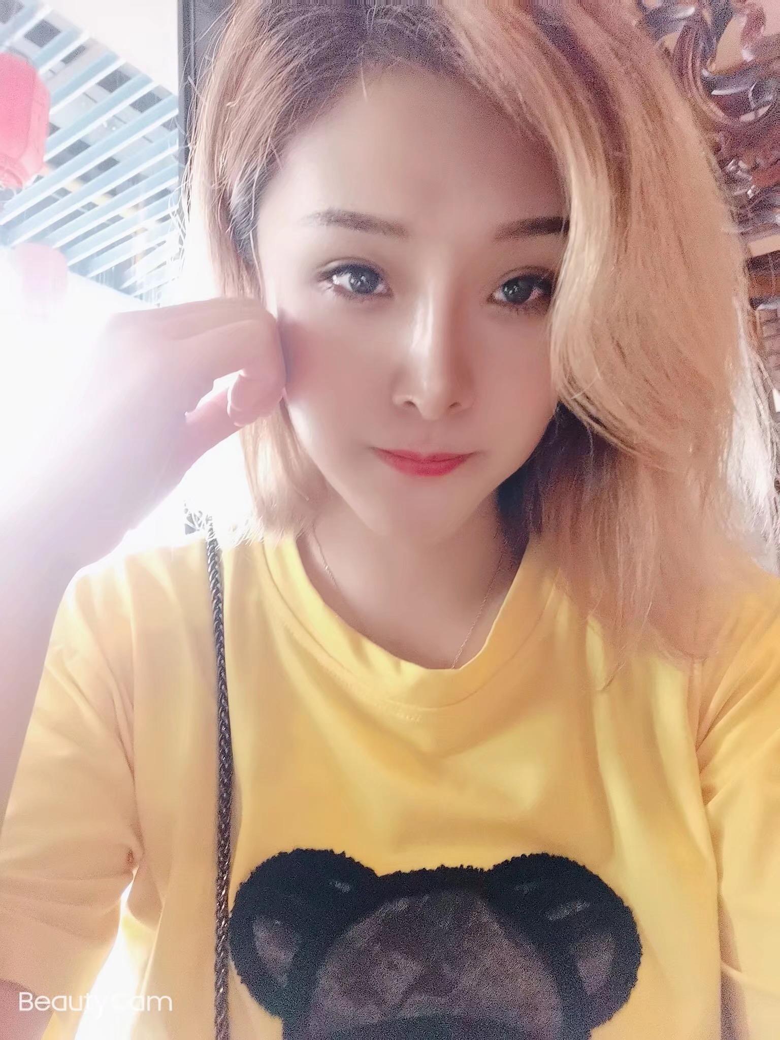 [哈尔滨]2021年7月20日爱笑的小美女