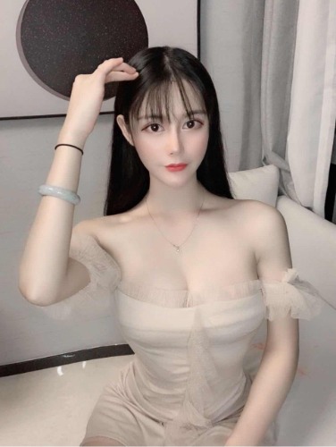 【哈尔滨】性感辣妹，有颜有身材！半良家放纵寻刺激，偷情的快感全程高爽