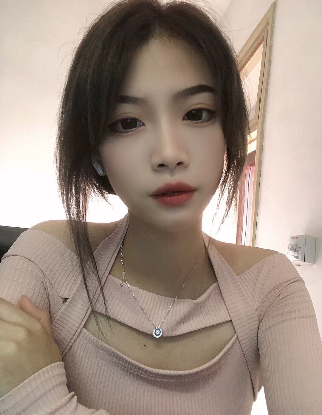 体验极品小嫩妹，小女友般的体验